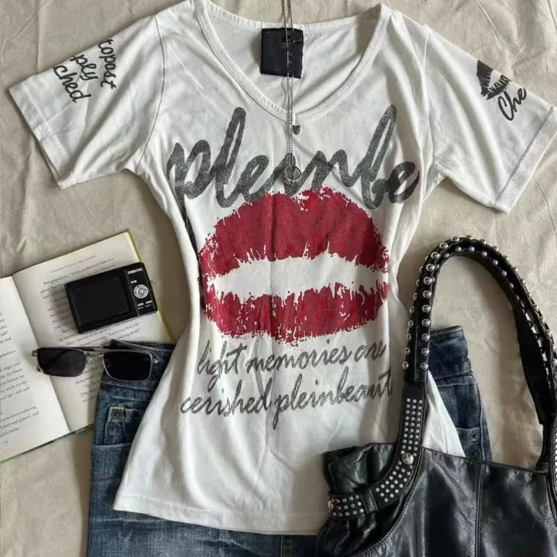 American Retro Sweetheart Red Lips Letter Print Slim Short-sleeved T-shirt Women Summer Fashion Street Hot Sexy Casual Top