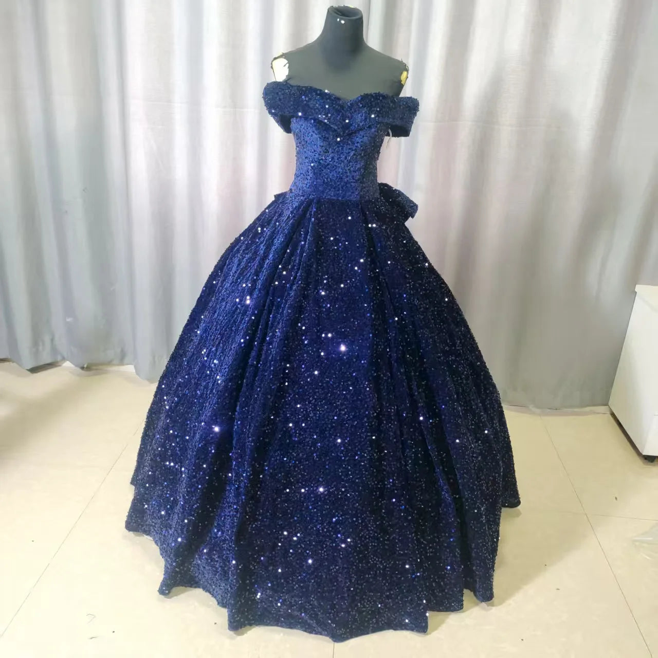 Y&M Novias Custom Plus Size Luxury Sequins Bow Off Shoulder Dark Red Quinceanera Dresses 15 Ball Gown For Party Vestido De Noiva Badiee Stylez