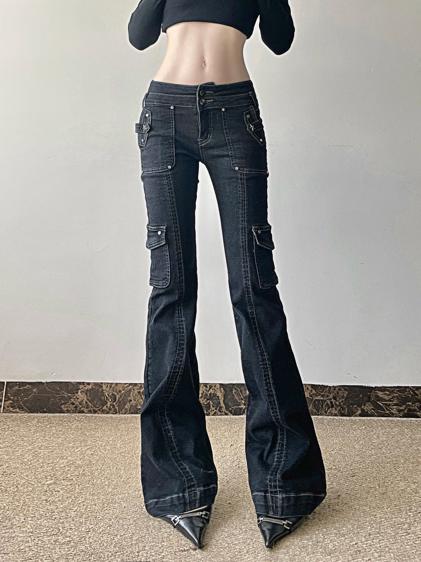 Weekeep Punk Style Star-shaped Rivet Jeans Low Rise Multi-pockets Patchwork Denim Cargo Pants Korean Fashion Hippie Flared Jeans