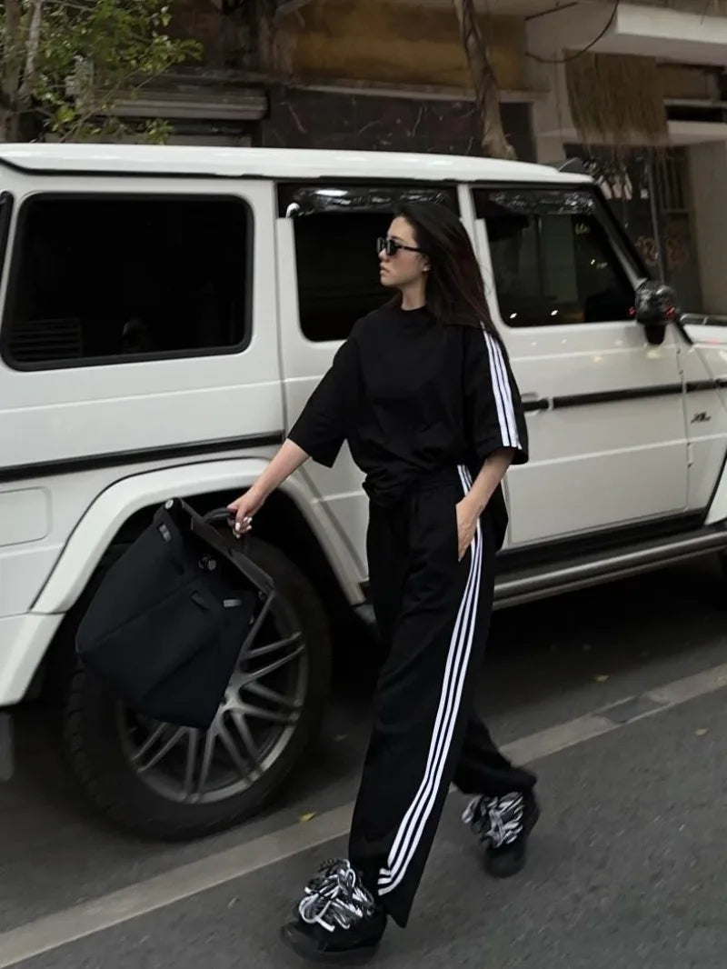 American Street-bombing Leisure Sportswear Suit Female Summer Student Loose Versatile Short-sleeved Trousers Two-piece Suit Tide