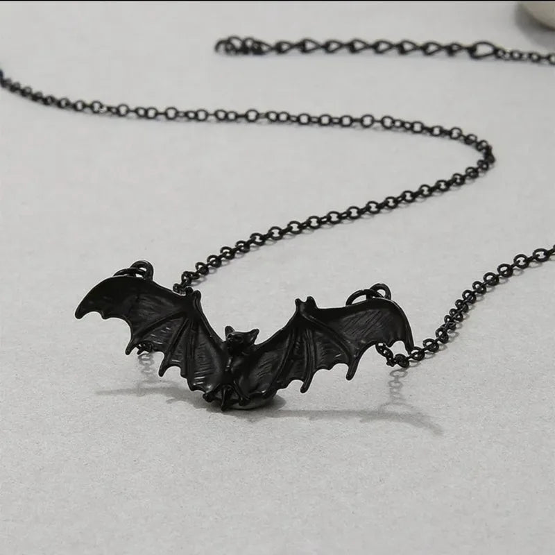 Punk Crystal Bead Chain Gothic Necklace for Woman Animal Horror Black Bat Punk Jewelry Gift Witch Choker Halloween Gift 3