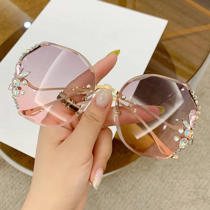 Women's New Diamond-encrusted Sunglasses Rimless Cut Edge Sunglasses Big Face Slimming Sunglasses Grey pink