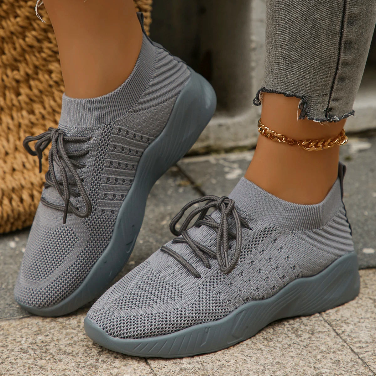 Women's Comfortable Breathable Knitted Sneakers Plus Size Low Cut Flat Casual Sports Shoes for Women 2024 Spring New Arrivals