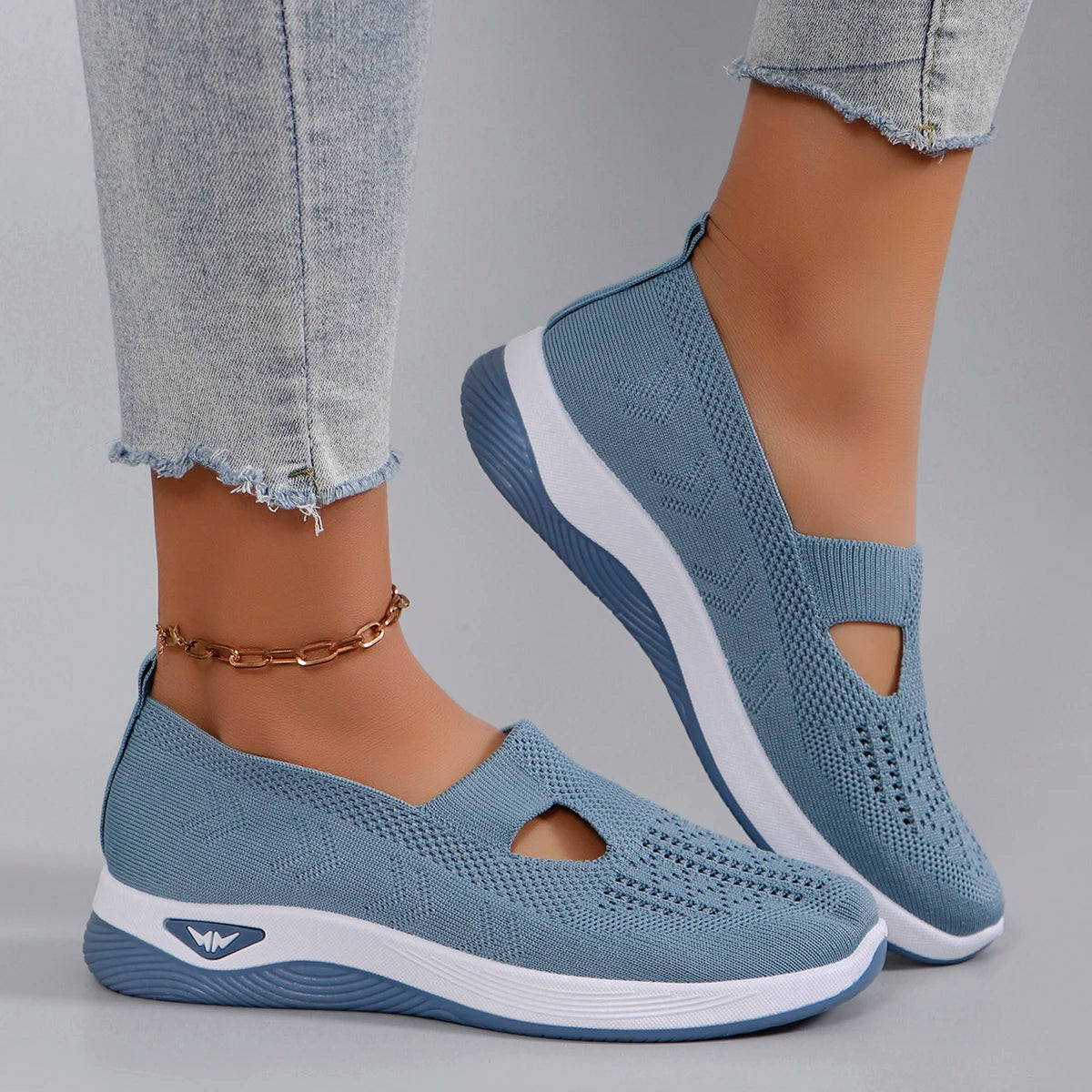 Spring new women's sports shoes, fashionable, breathable, lightweight, non-slip, wear-resistant, casual sports shoes, flat shoes Blue