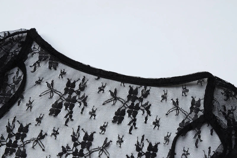 Hugcitar Mesh Short Sleeves Backless Black Lace Up See Through Sexy Crop Top T-Shirt 2024 Spring Women Y2K Streetwear Nightclub