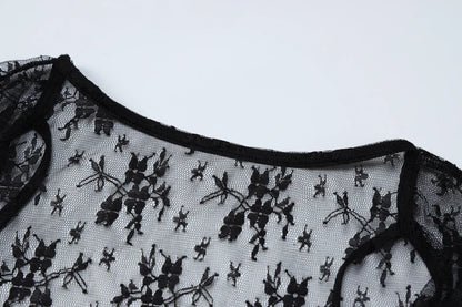 Hugcitar Mesh Short Sleeves Backless Black Lace Up See Through Sexy Crop Top T-Shirt 2024 Spring Women Y2K Streetwear Nightclub