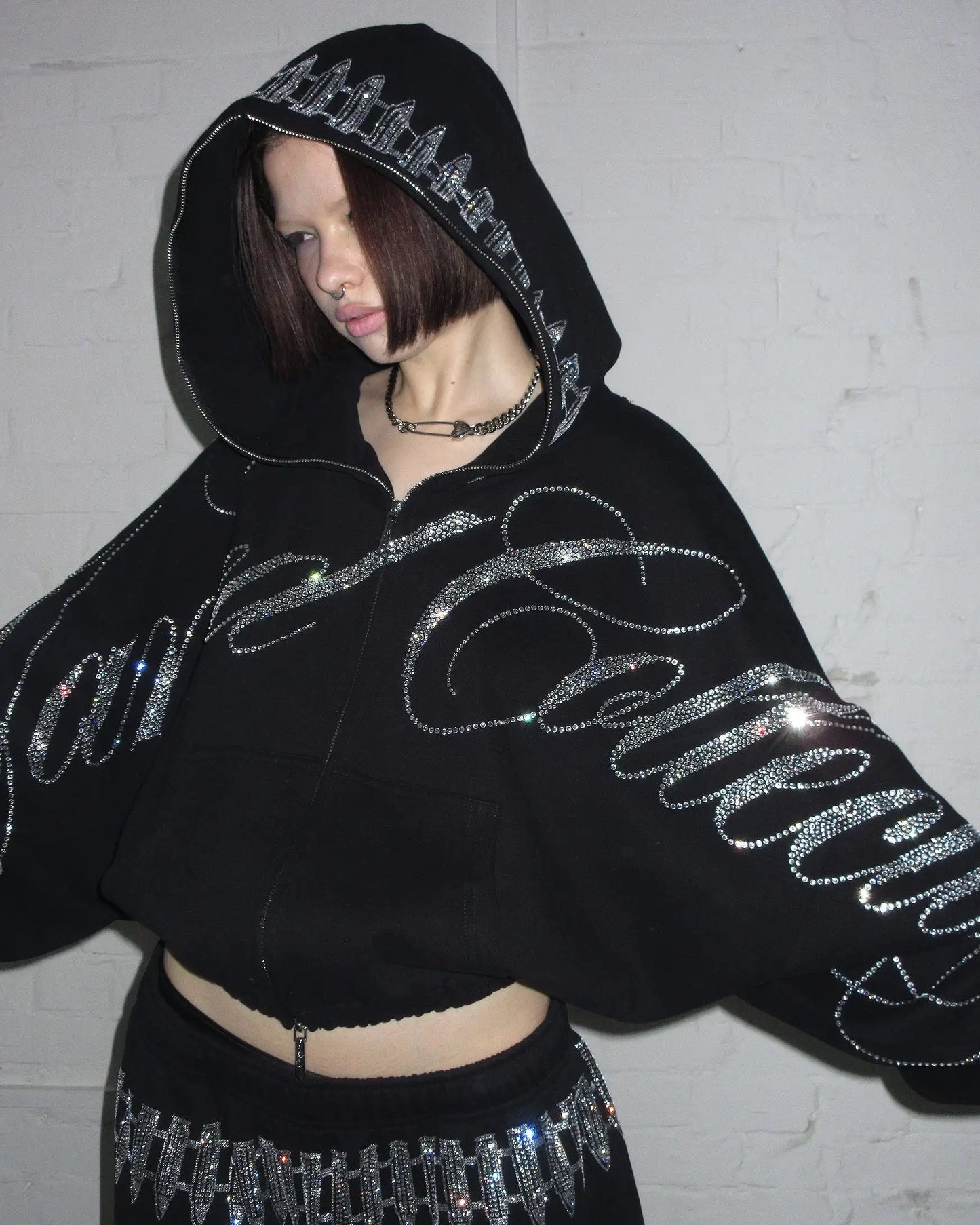 Vintage 2000s Cropped Hoodie Y2K Womens Hip Hop Letters Shine Rhinestone Oversized Zipper Hoodie Sweatshirt Casual Jacket