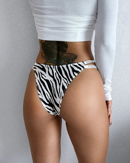 Sexy Panties Women Thongs Rhinestones Diamonds G-string Sports Thong Low Waist Shorts Briefs T-back Fitness S-XL