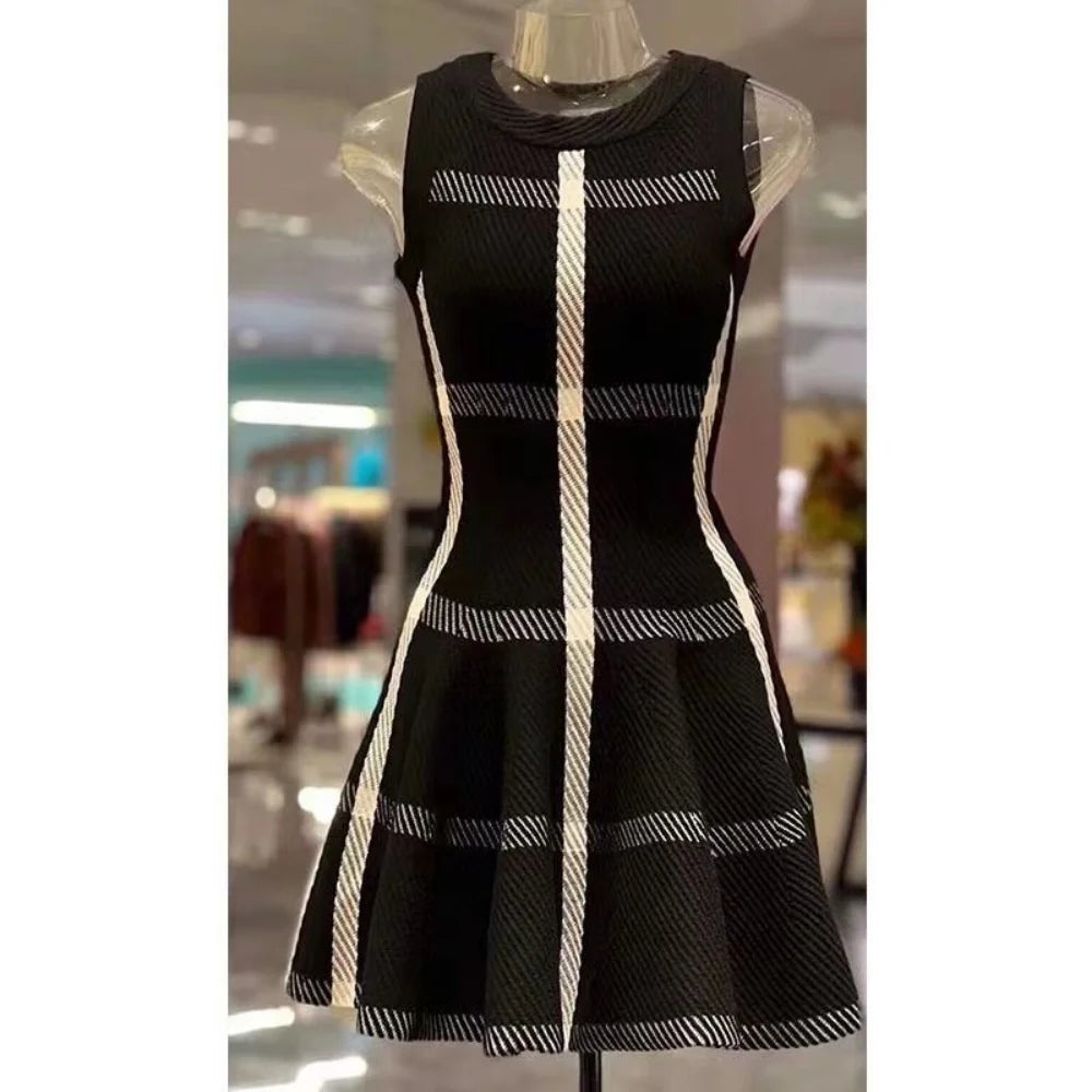 2025 Korean Fashion Color Clash Sleeveless Cotton Mini A line Knit Dress for Women Trendy Summer Outfit