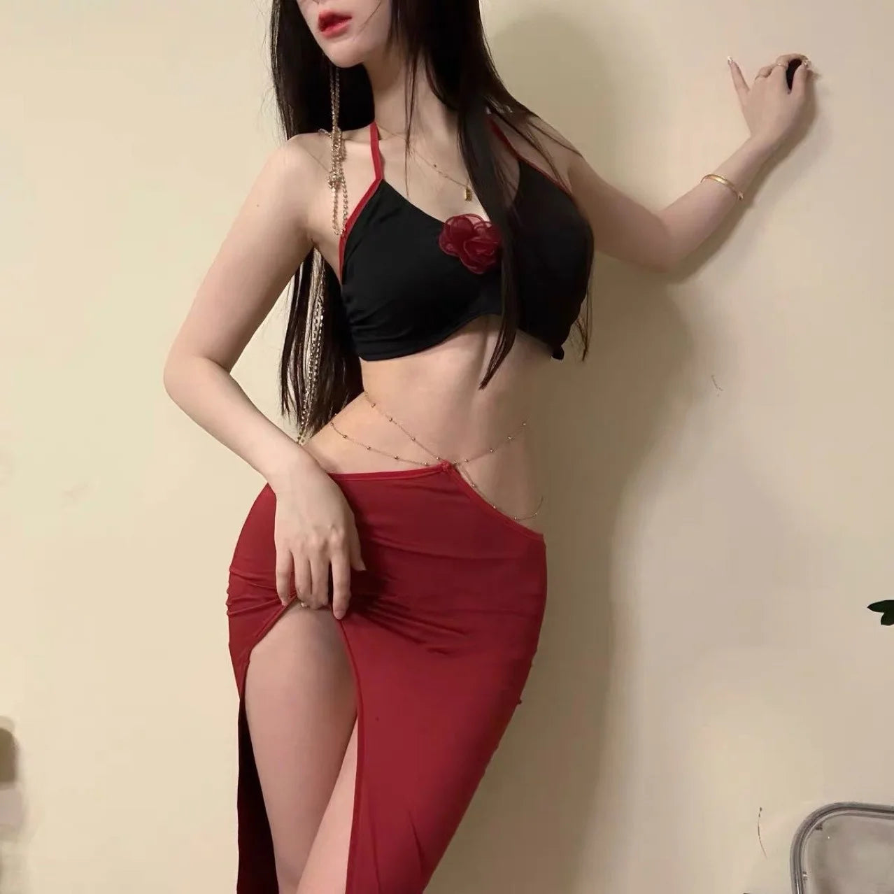 Red Rose Hanging Neck Top Split Long Dress Off The Waist Gold Chain Ring Waist Anchor Leading Dance Dress Tie Two Piece Set H80Z