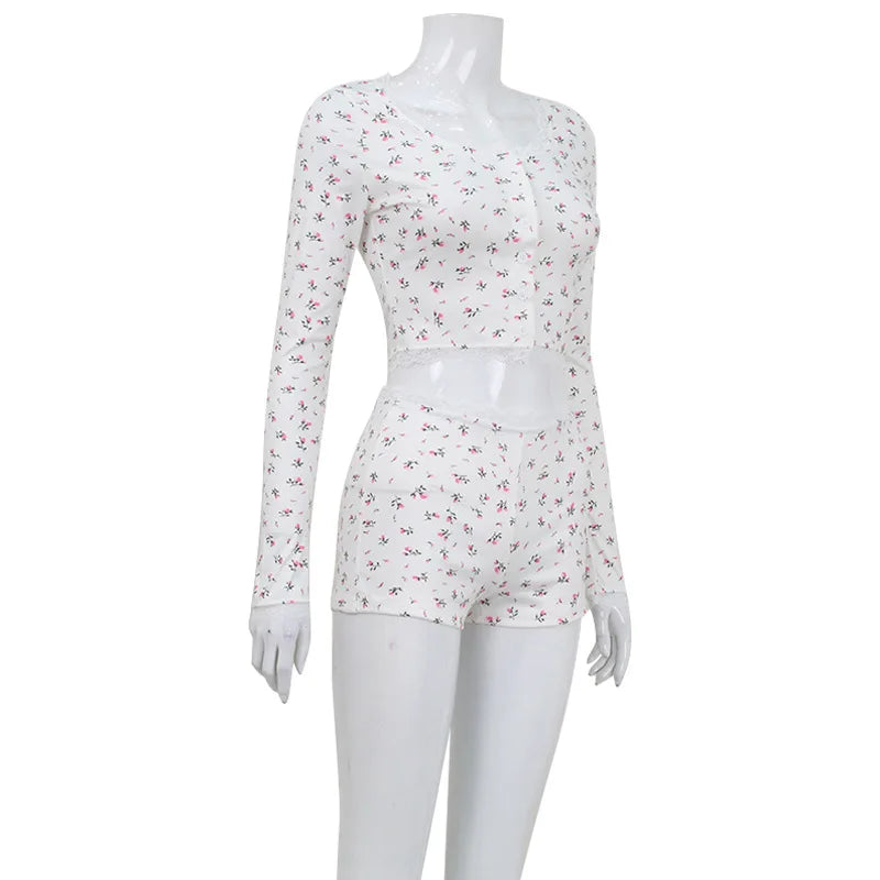 Floral print set, low cut round neck, tight fitting long sleeved top, shorts, European and American home clothes
