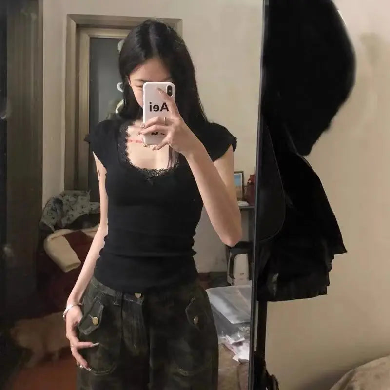 2025 Y2k Aesthetic Lace Patchwork Crop Top Streetwear Harajuku Women Vintage U Neck T-shirt Streetwear Bow Bottoming Grunge Tees