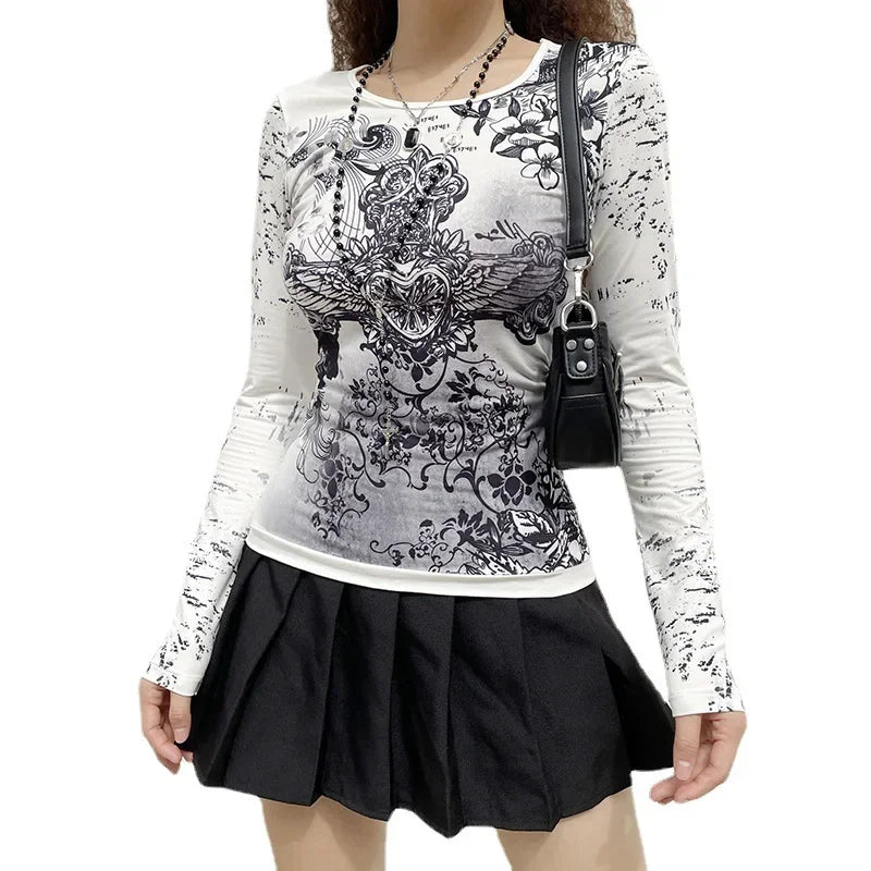 Women Long Sleeve Tops Gothic Graphic Print T-shirt Spring Fall Slim Fit Tee Tops Casual Shirts Y2K Aesthetic Clothes