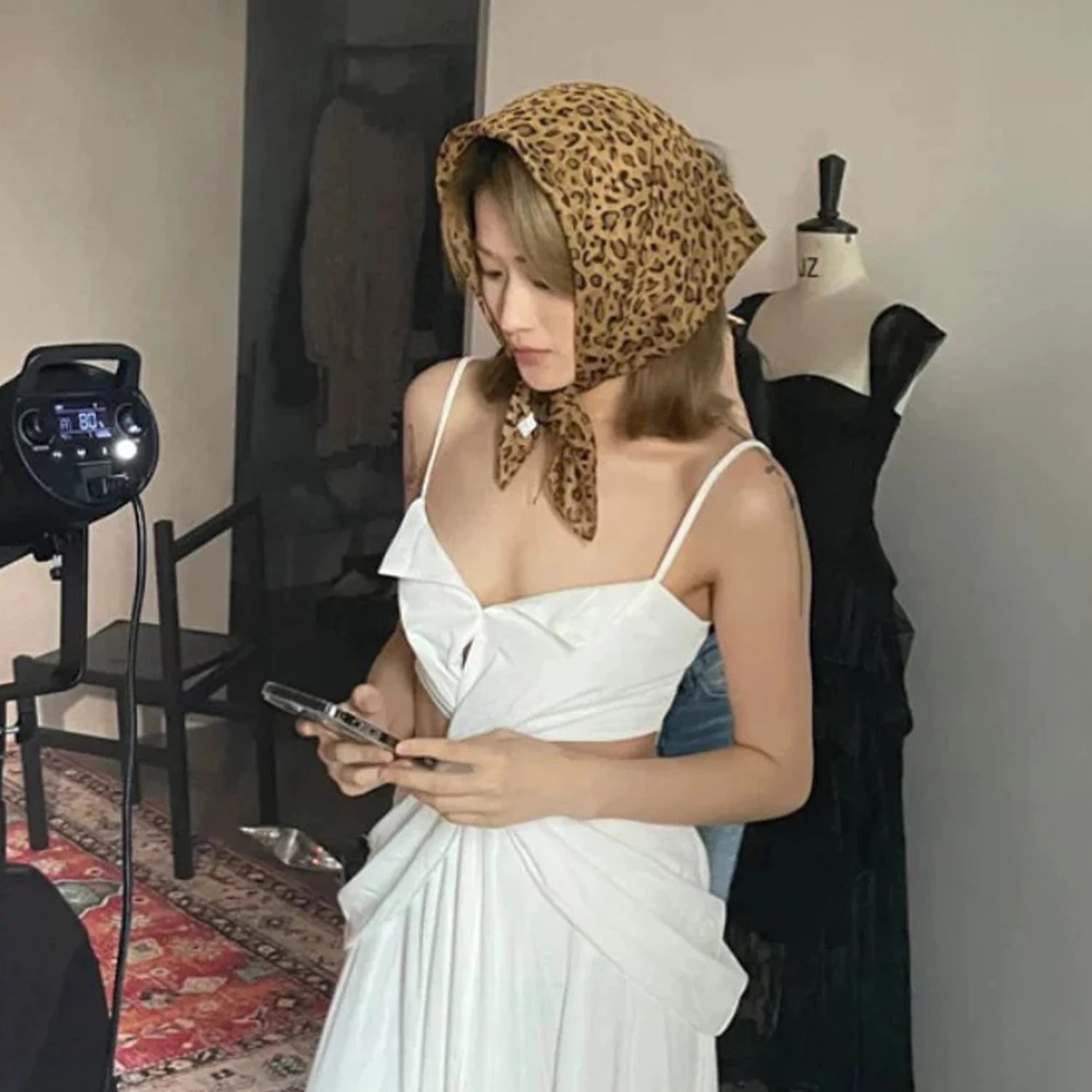 Retro Leopard Print Square Scarf for Women Satin Thin Edge Scarves Head Band Fashion Y2K Lady Hair Shawl Wrap Female Neckerchief