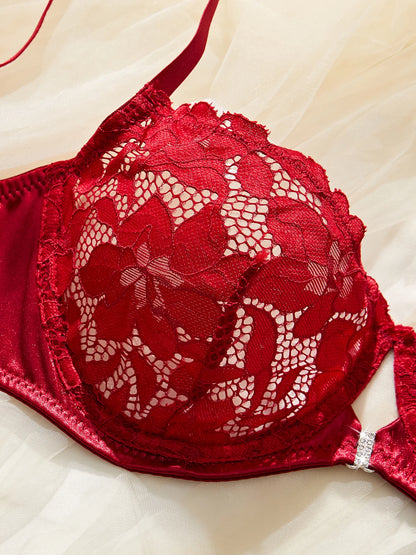 Ladies High-Quality Skin-Friendly Lace Trim Sexy Underwear Set Comfortable Feminine Innerwear Ensemble