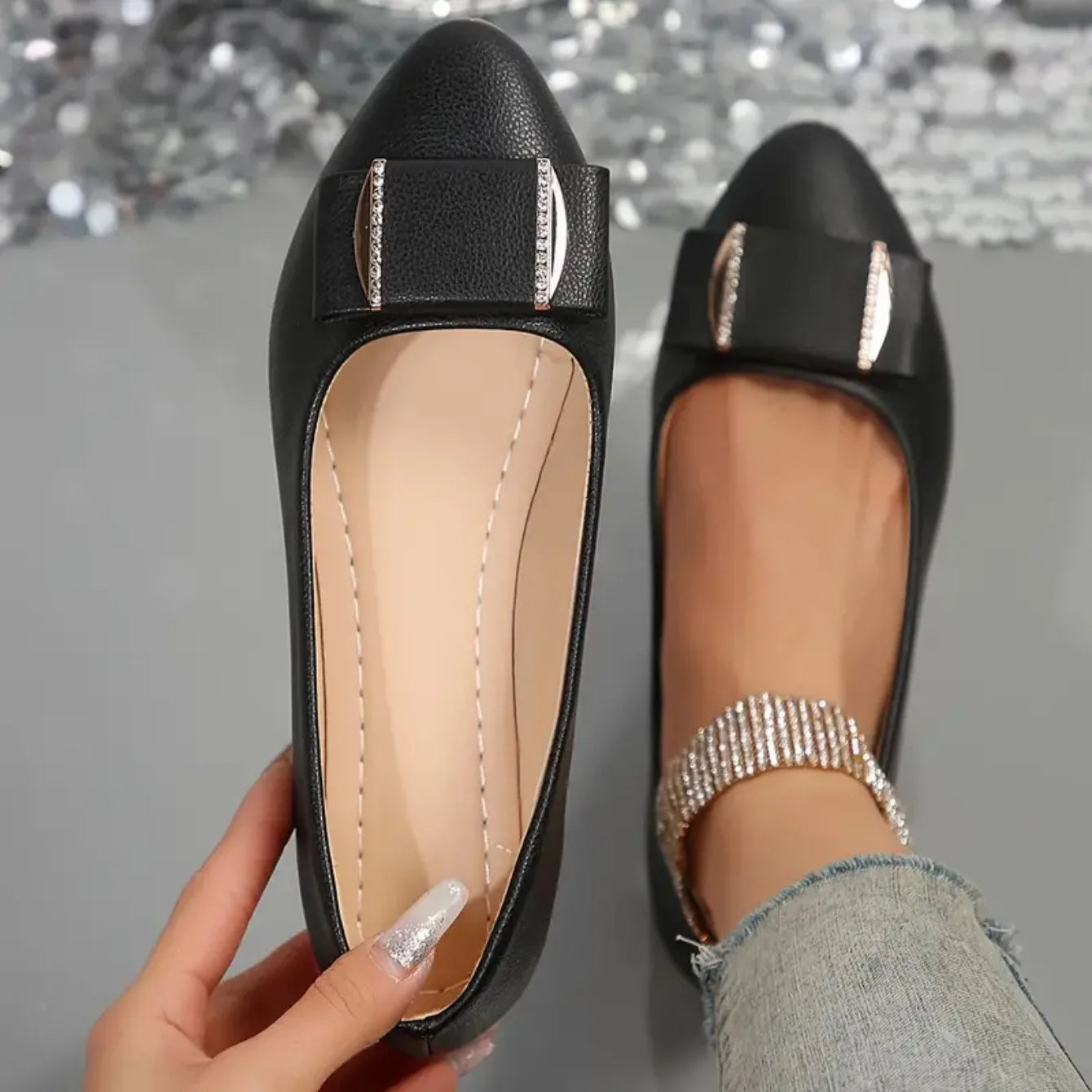 2024 Women Trend Flat New Casual Lightweight Office Dress Shoes Women Baotou Slip on Comfortable Elegant Loafers Shoes for Women