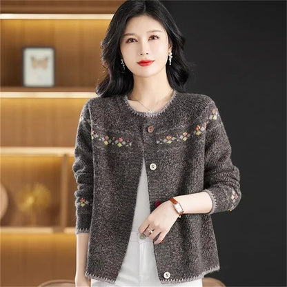 2024 New Sweater Coat Ladies Retro Jacquard Knitwear Cardigan Jacket Early Spring Autumn Western-Style Outerwear Loose Women Top grey