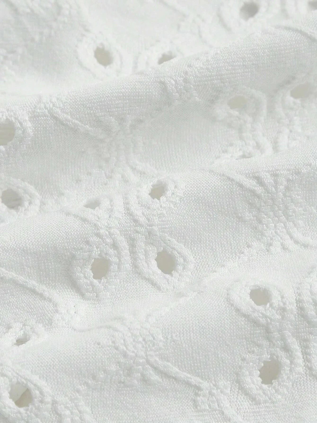 Eyelet Embroidery Tie Backless Hanky Hem Halter Top for Women Y2K Summer Sexy Going Out Sleeveless Knot Cami Crop Top Streetwear