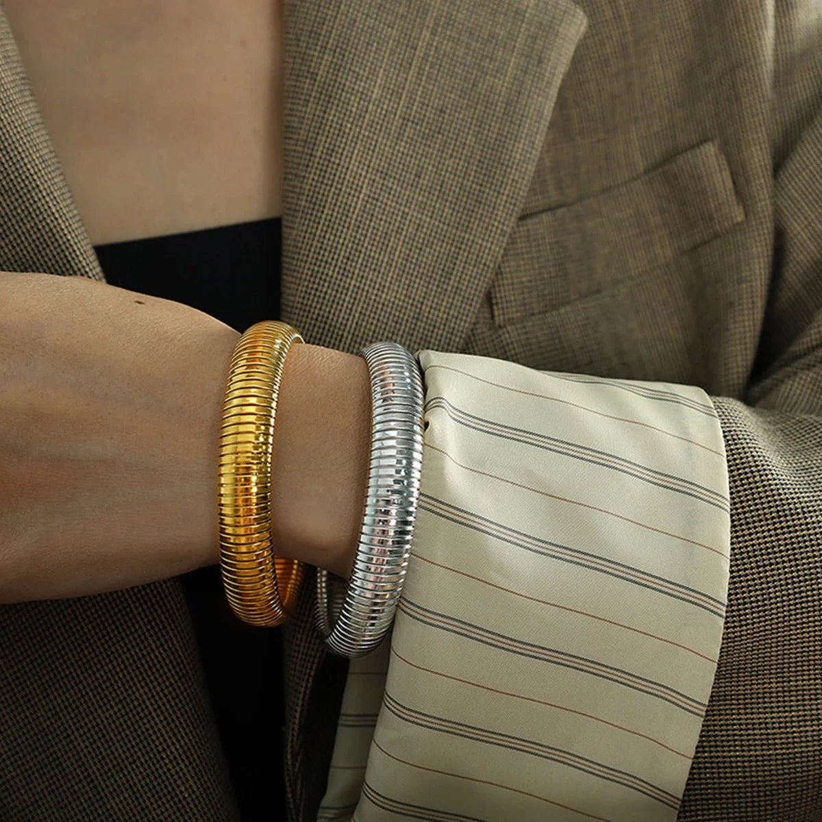 Stainless Steel Texture Flex Snake Chain Cuff Bracelet 18k Gold Plated Wide Bracelet Bangle Fashion Jewelry Women Gifts Badiee Stylez