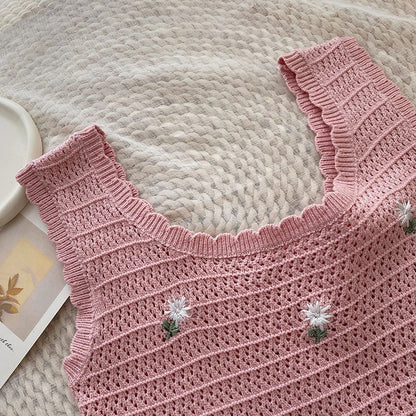 Women Summer Flower Embroidered Knit Tank Tops O-Neck Sleeveless Sweet Camisole Crochet Outer Wear Vintage Loose Inner Crop Tops