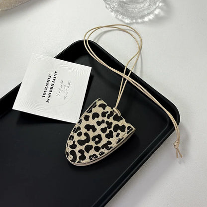 Leopard Print Leather Neck Hanging Sunglasses Clip Glasses Chain Storage Necklace Women's Hanging Rope Sweater Chain White Leopard