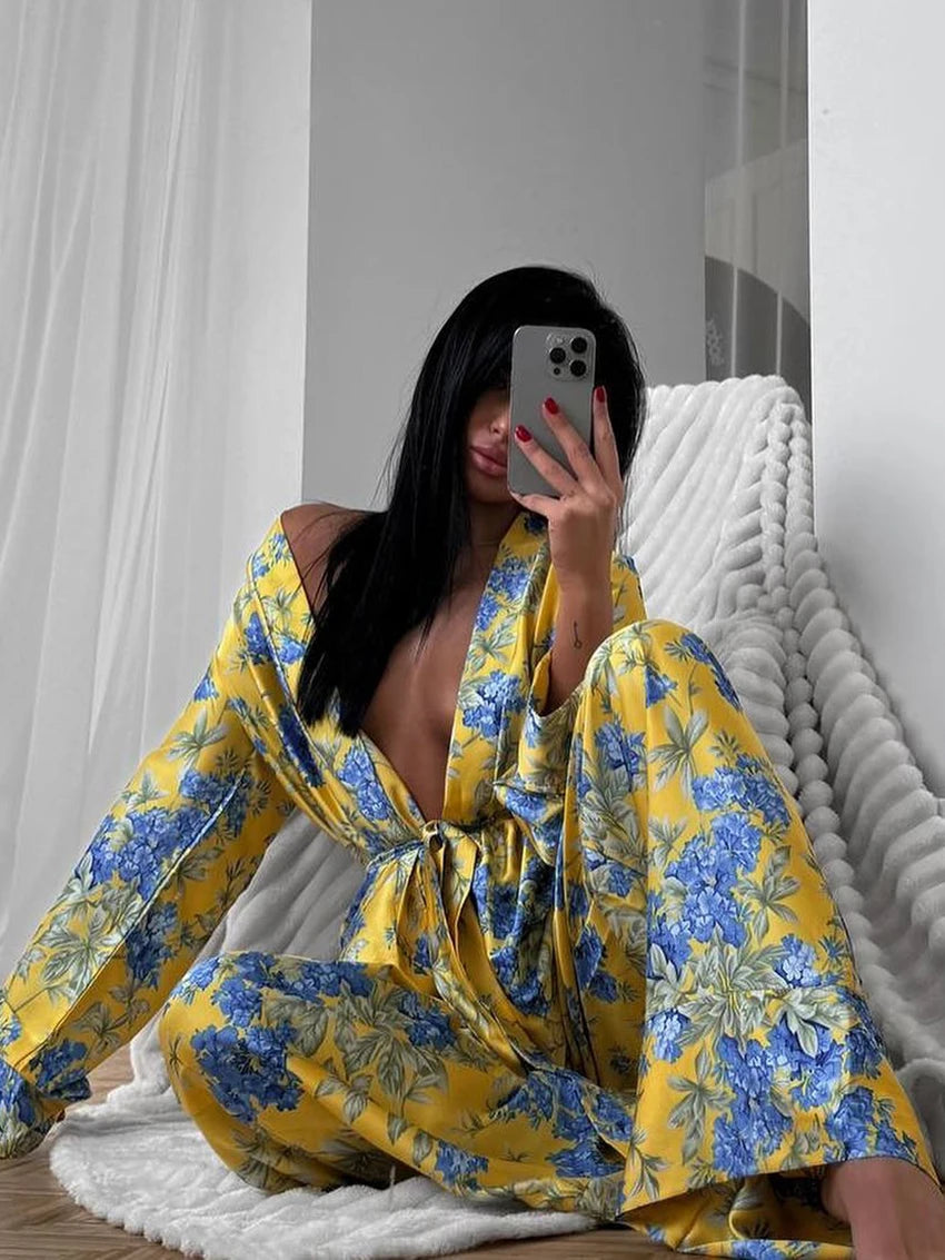 Marthaqiqi Fashion Women Nightwear Suit V-Neck Pajamas Long Sleeve Nightie Lace Up Nightgowns Pants Printing Ladies Pyjamas Set