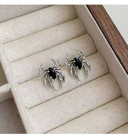 Punk Stainless Steel Spiders Stud Earrings Black Earrings for Men and Women Vintage Hip Hop Rock Piercing Ear Jewelry