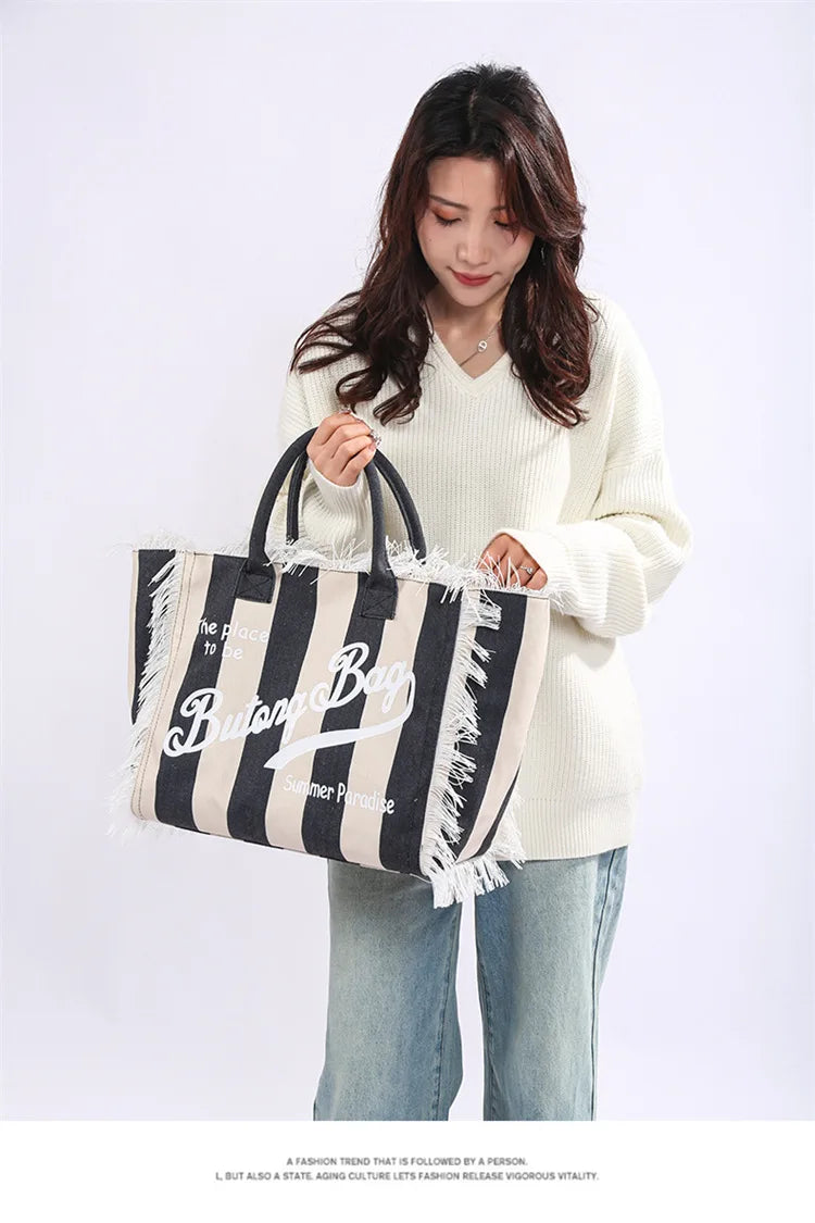 European and American Letters Tassel Canvas Bag Arge Capacity Handbags Travel Women Beach Tote Bag Fashion Casual Shopping Bags