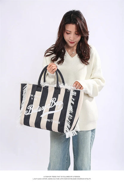 European and American Letters Tassel Canvas Bag Arge Capacity Handbags Travel Women Beach Tote Bag Fashion Casual Shopping Bags