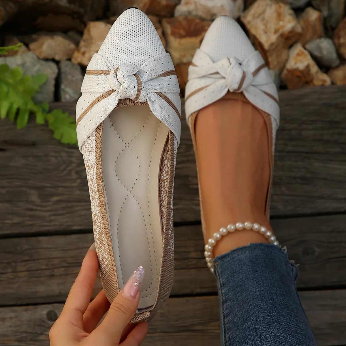 2025 Spring Autumn Pointed Bow Flat Shoes Women's Fashion Lightweight Comfortable Casual Shoes Large Size Women Loafers