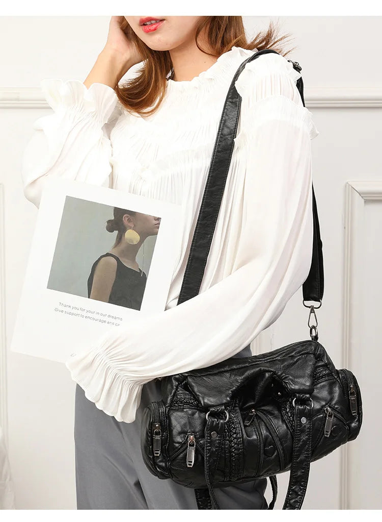 Black Y2k Women Shoulder Bag Vintage Punk Goth Fashion Designer Pu Leather Tote Bag Large Capacity Rivet Motorcycle Handbag