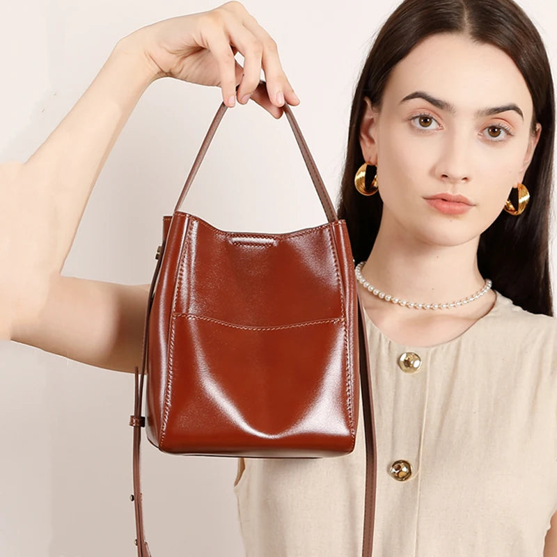Toptrends Korean Style Bucket Genuine Leather Shoulder Bags For Women 2025 Luxury Designer Crossbody Purses Tote Ladies Handbags