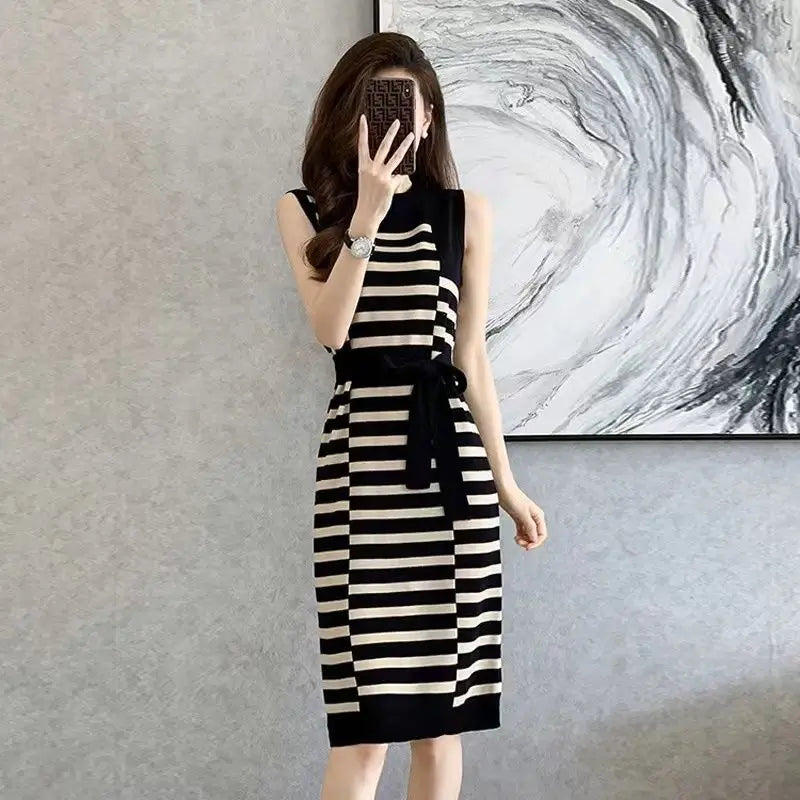 2025 Summer New Over-knee Long Temperament Slim Waist Vest Sleeveless Slim Striped Knitted Dress black