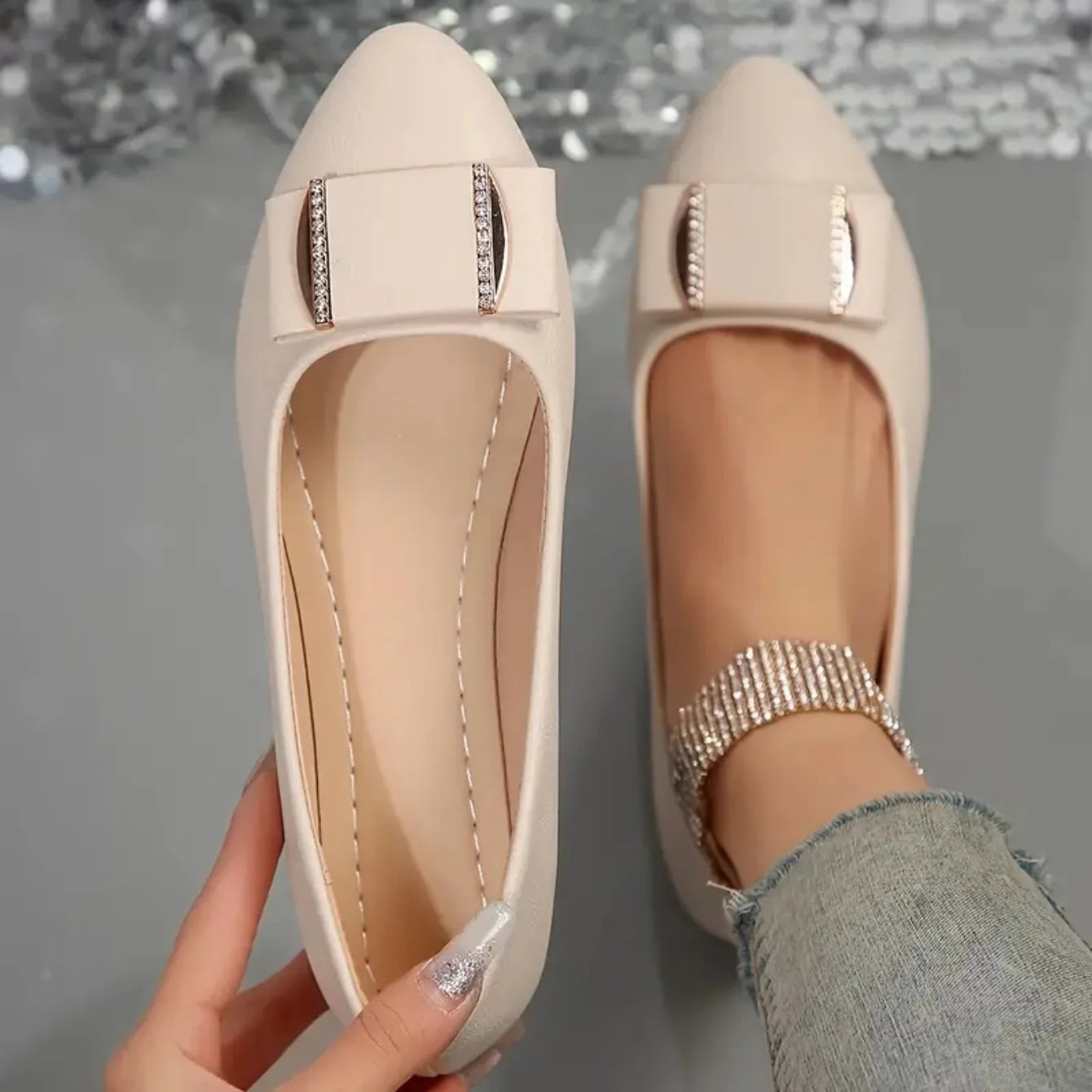 2024 Women Trend Flat New Casual Lightweight Office Dress Shoes Women Baotou Slip on Comfortable Elegant Loafers Shoes for Women