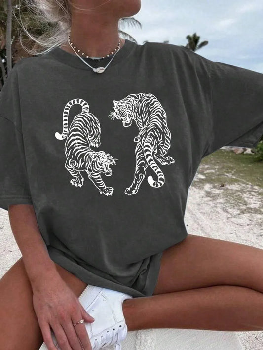 Plus - Size T-Shirt - Fashionable Leopard Print Shirt Casual Holiday Style Dark Grey