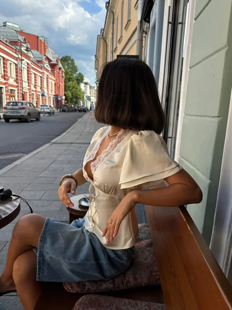 Lace Patchwork Short Sleeve Tops for Women V Neck Sheath Solid Tees Fashion Female Sexy Club T-shirts Elegant Casual