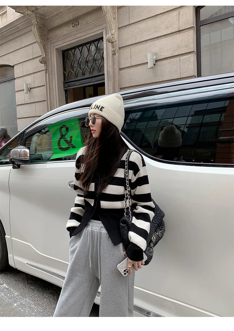 AOSSVIAO Knitted Casual Cardigan 2025 Autumn Winter Elegance Solid Color V-neck Sweater Unique and Niche Slim Fit Tops Badiee Stylez