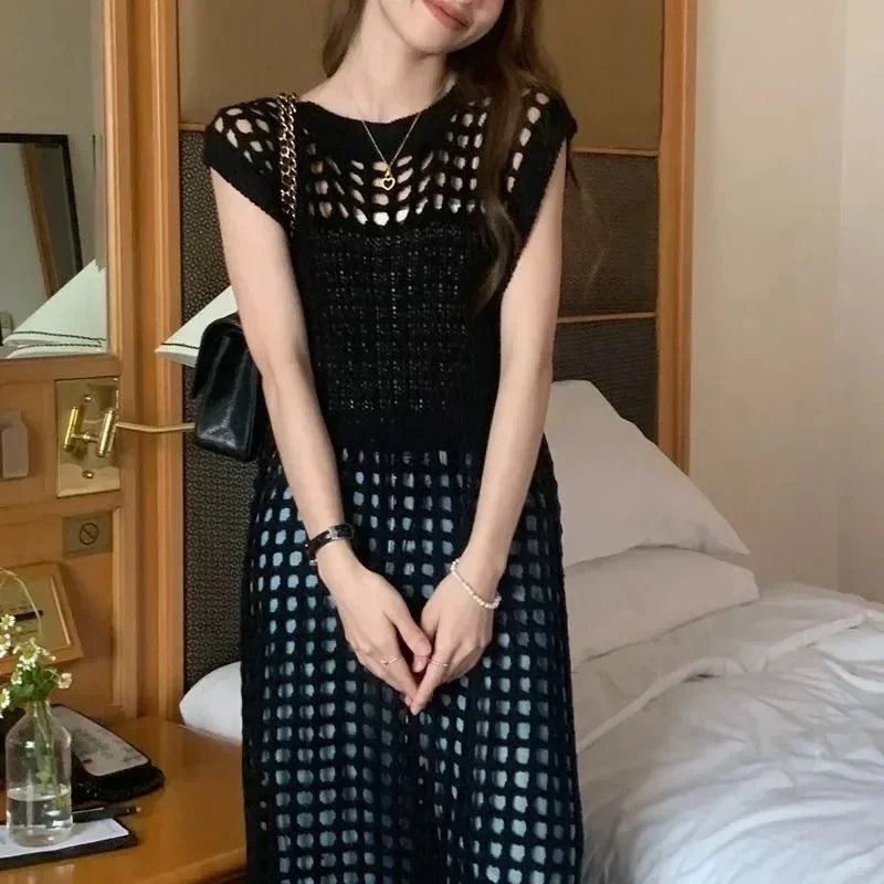 TKNOLEGE Knitted Dress Hollow French Style Fashion O-neck Out Design Sleeveless Solid Casual Tender Holiday Chic Ladies Dress ﻿