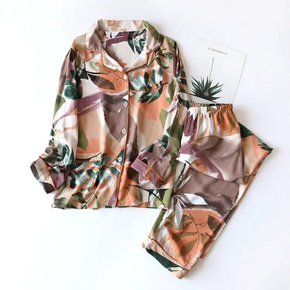 Spring and autumn ladies cute cartoon floral viscose fiber pajamas two-piece long-sleeved home service cotton summer thin shorts 017