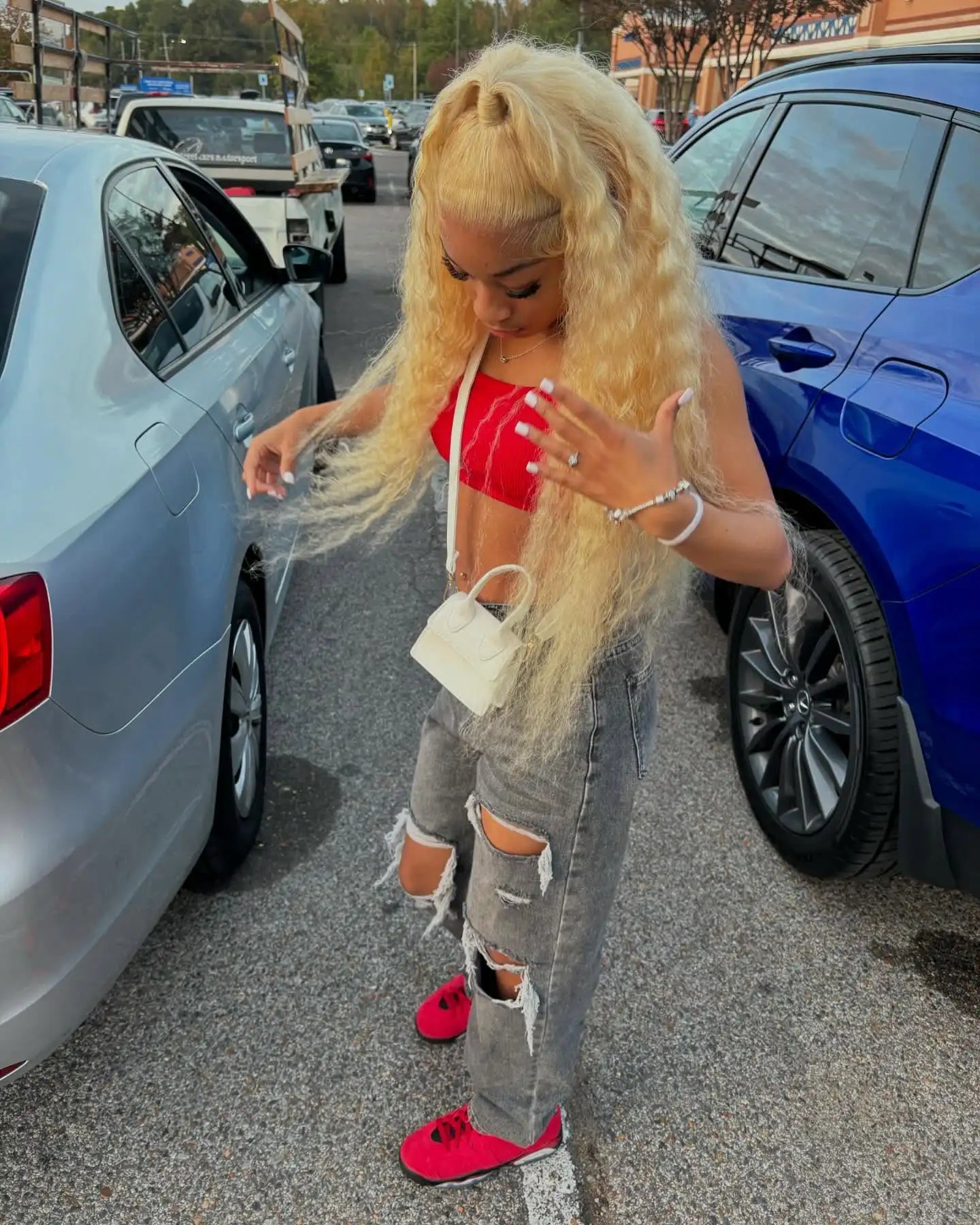 613 Blonde HD Lace Frontal Wig 13x4 13×6 Deep Wave Lace Front Human Hair Wig Colored Curly Wigs Water Wave Wigs For Women ﻿ ﻿ Badiee Stylez