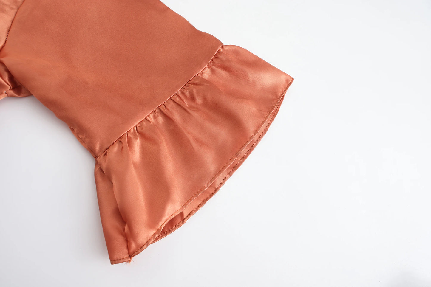 Wedding Bride Bridesmaid Robes for Women Bridal Party Gifts Team Dress Gown Silk Satin Sleepwear Kimono With Ruffle White Letter