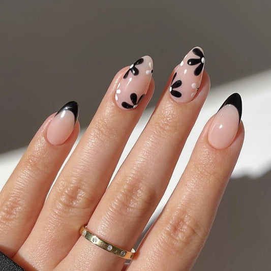 Women Girls 24Pcs Short Pink French Style Water Droplets Black White Small Flowers Simple Versatile Nail Art Fake Nails Set