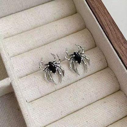 Punk Stainless Steel Spiders Stud Earrings Black Earrings for Men and Women Vintage Hip Hop Rock Piercing Ear Jewelry
