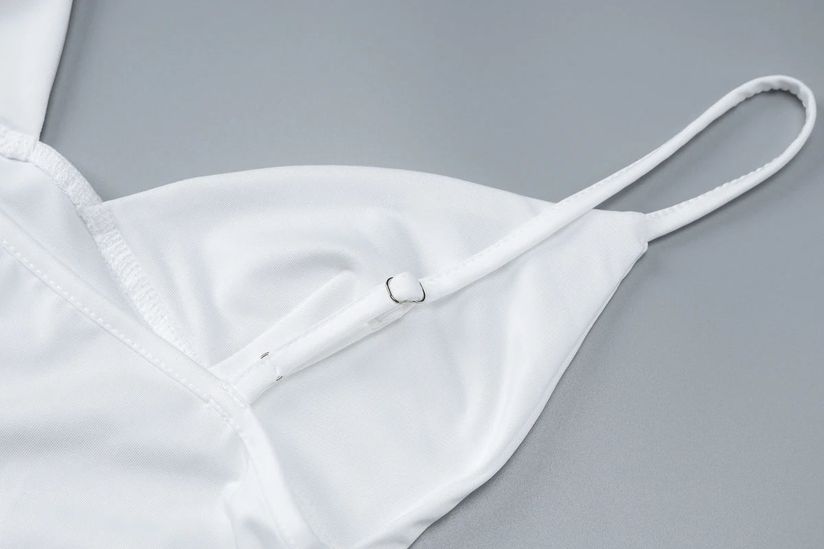 Hugcitar V Neck Solid Ruched Sexy Slim Y2K Crop Tank Top Summer Women Fashion Casual New Clothes Streetwear Beach Vacation