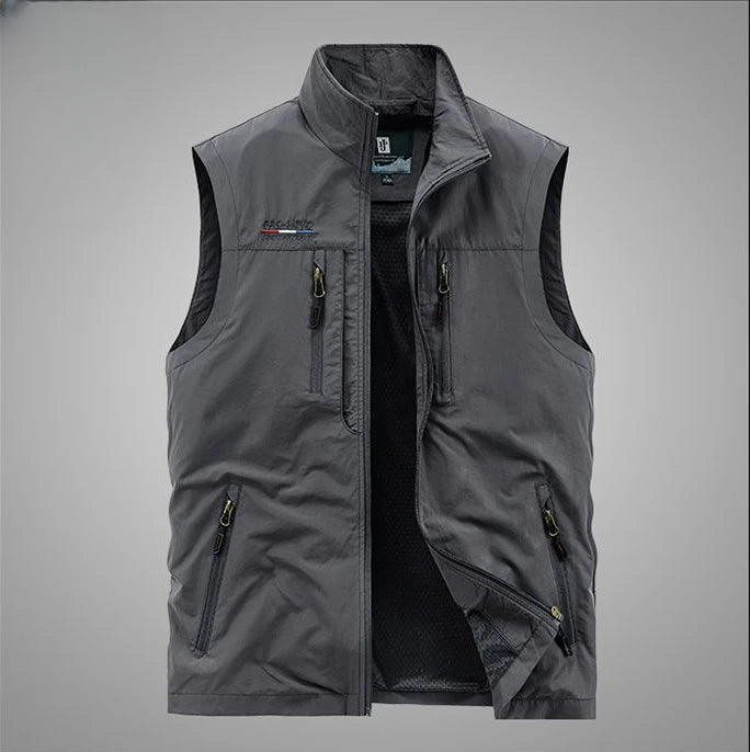 Men's Summer vest 2024 Thin Style Multi Pocket Waterproof Durable Large Size Casual Outdoor Travel Vest Men's Sleeveless Jacket
