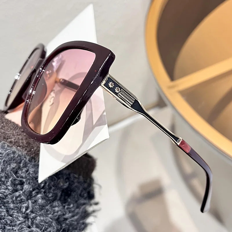 1pc Women's Large Square Frame Fashion Sunglasses - Stylish Gradient Purple Lens with Tortoiseshell Pattern Badiee Stylez