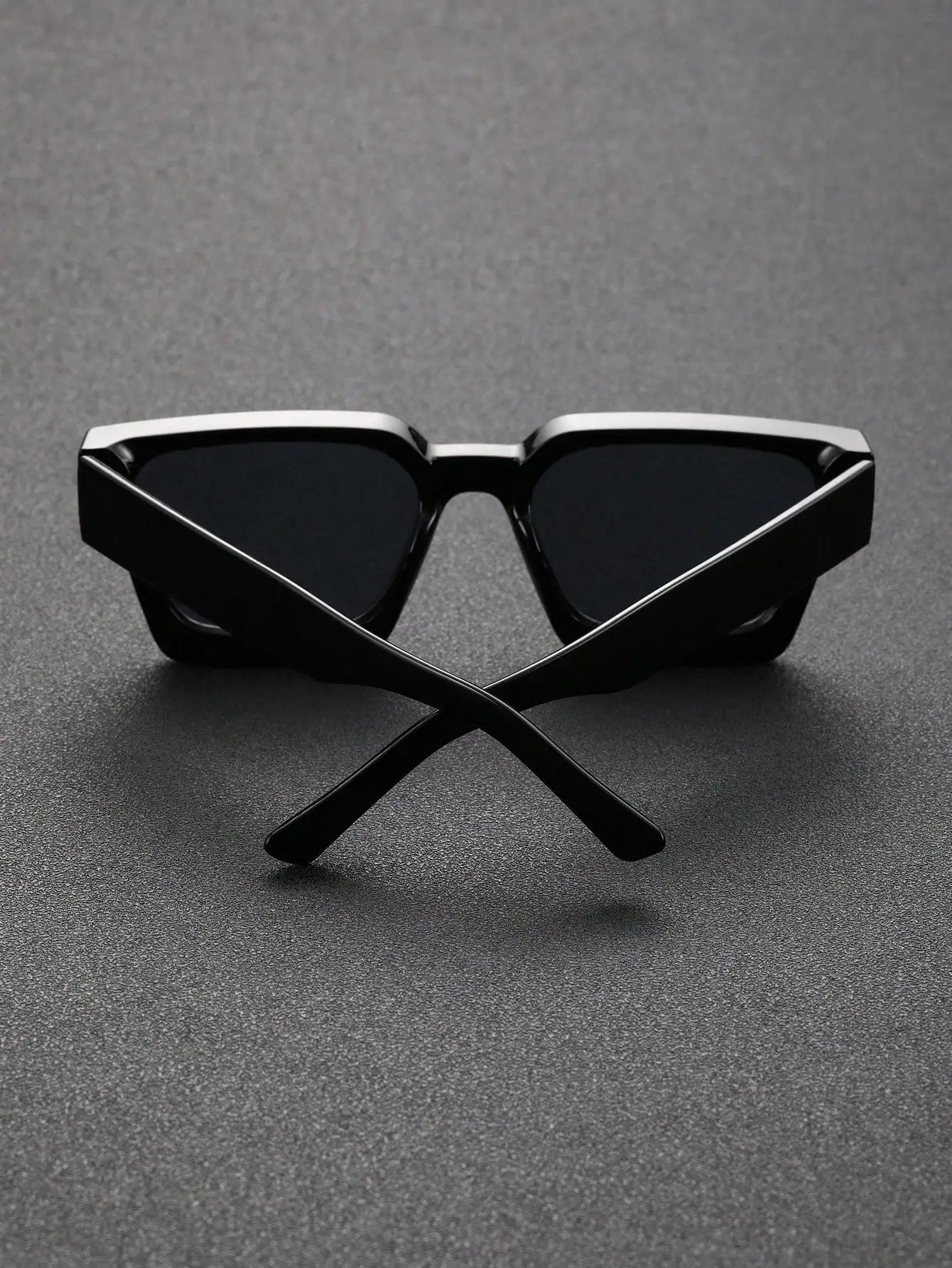 1/2 PC S Classic Fashion Square Plastic Frame Women Sunglasses For Men Daily Life Shades Eyewear Accessories. Badiee Stylez