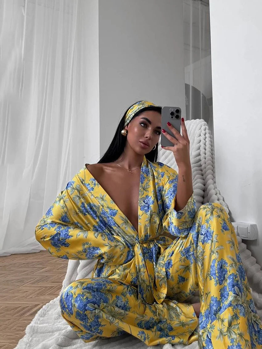 Marthaqiqi Fashion Women Nightwear Suit V-Neck Pajamas Long Sleeve Nightie Lace Up Nightgowns Pants Printing Ladies Pyjamas Set