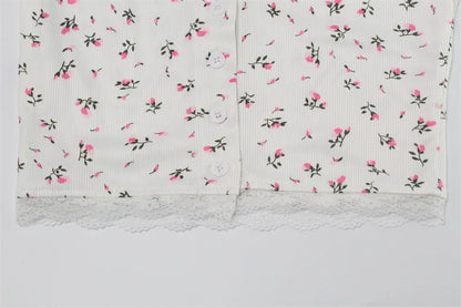 Floral print set, low cut round neck, tight fitting long sleeved top, shorts, European and American home clothes