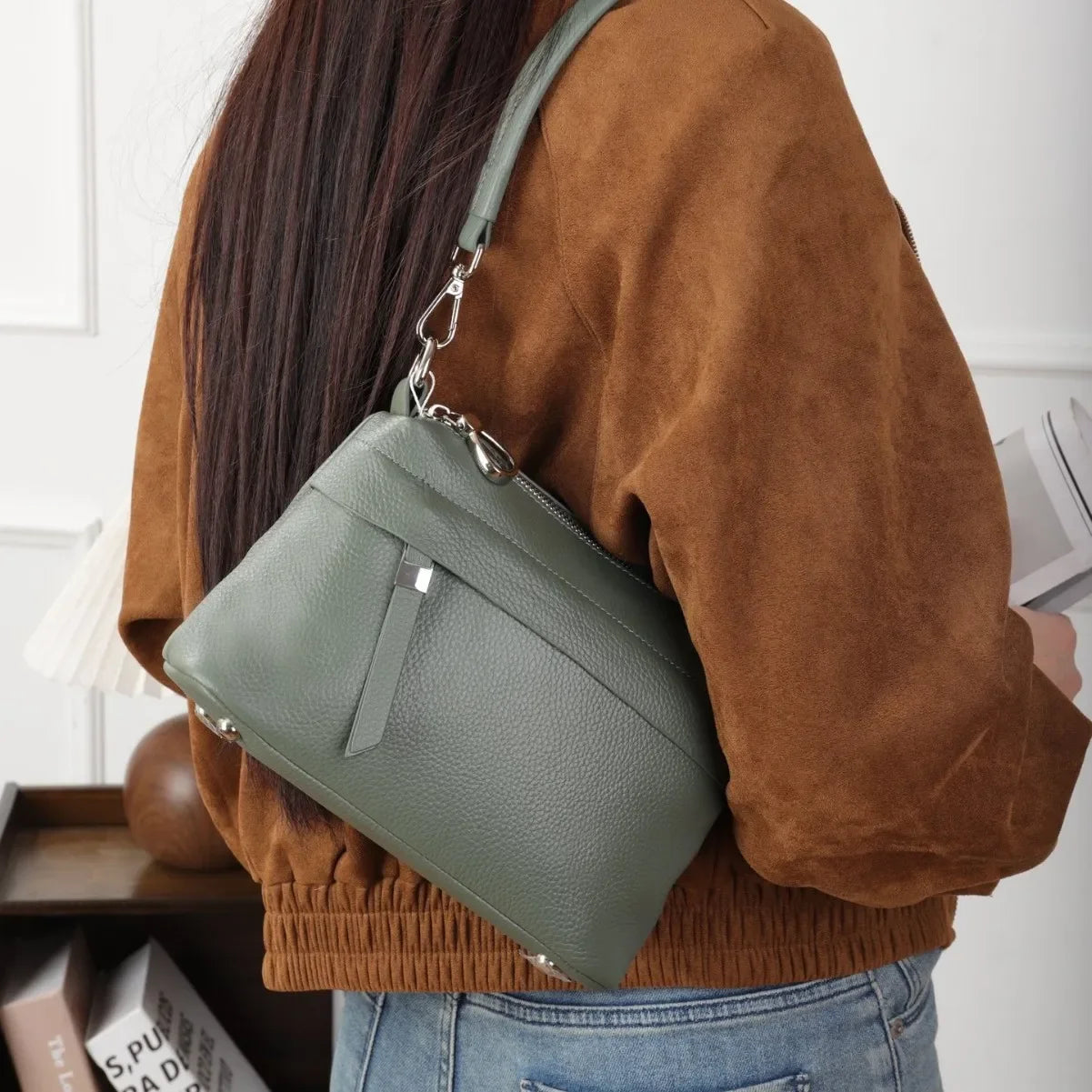 Head Layer Cowhide Leather Women's Shoulder Crossbody Bag Large Capacity Multi Compartment Handbag Casual Practical Armpit Bag